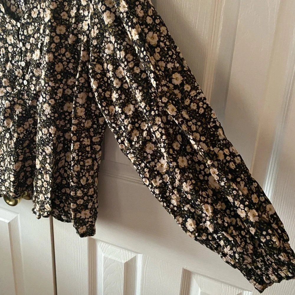 OLD NAVY Black Floral‎ V-Neck Puff Sleeve Boho Cottagecore Poet Blouse XL
